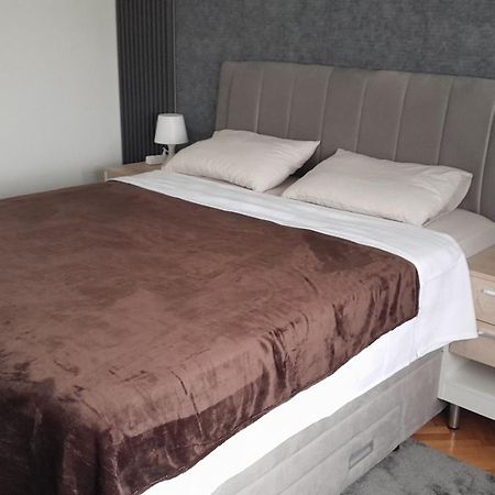 Kuman Apartments Куманово Екстер'єр фото