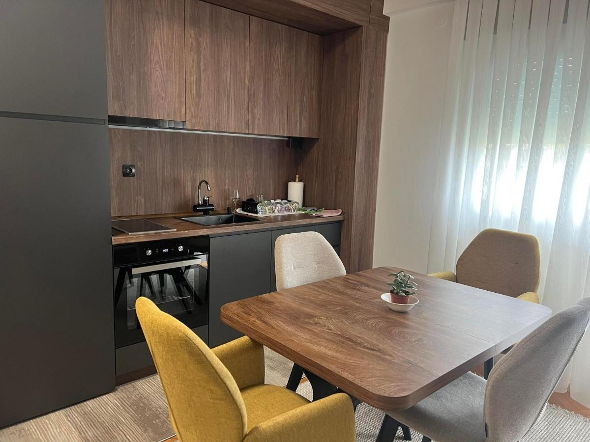 Kuman Apartments Куманово Екстер'єр фото